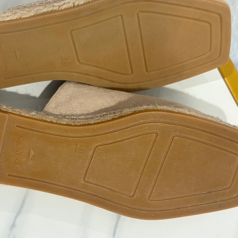 Elegant Tan Suede Espadrille Slip-Ons - Picture 5 of 6